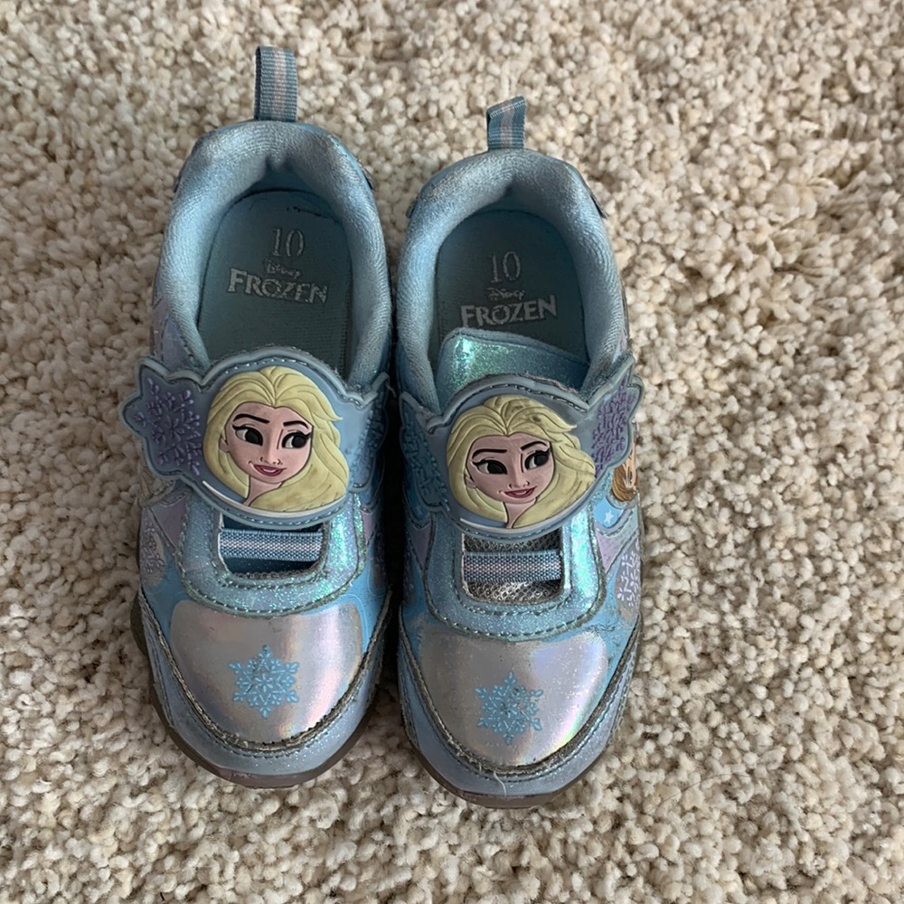 Frozen shoes size 10.